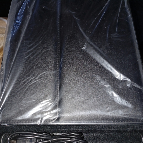 New bluetooth keyboard case speciially designed for ipad 1 ipad 2 - Picture 5 of 8